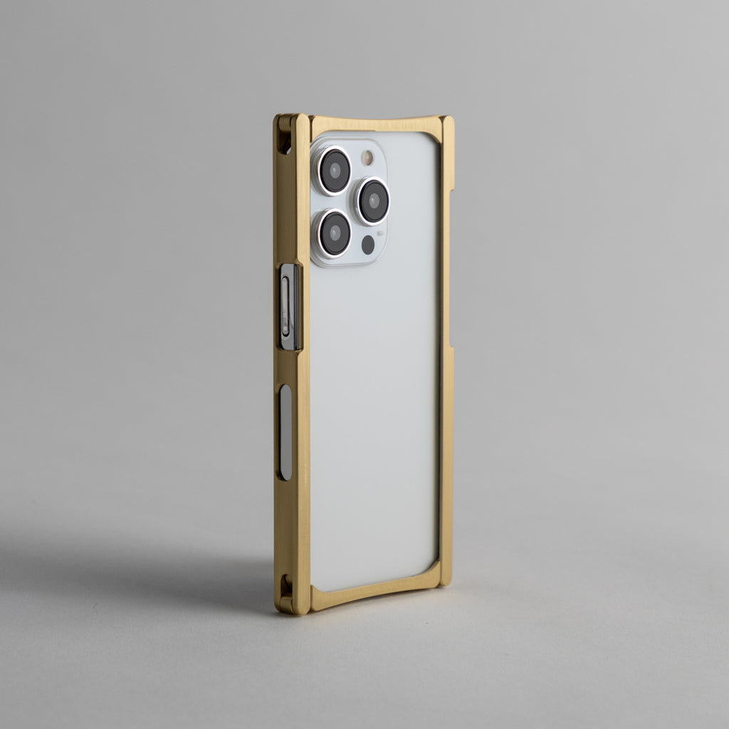 brass cage iphone case angles, curces and edges